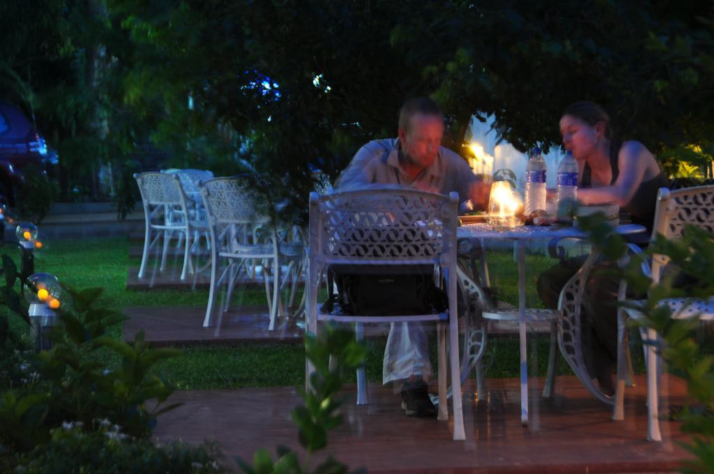 Hotel Melbourne Tourist Rest Anuradhapura Zewnętrze zdjęcie