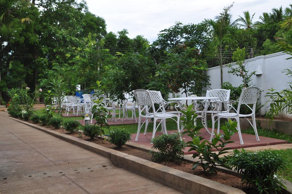 Hotel Melbourne Tourist Rest Anuradhapura Zewnętrze zdjęcie