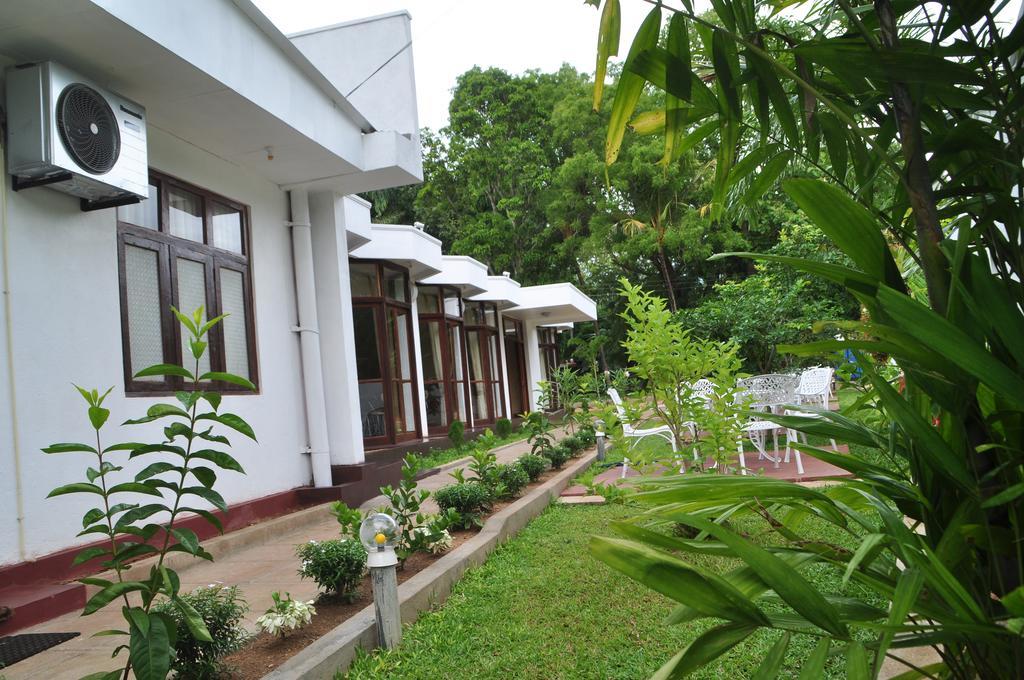 Hotel Melbourne Tourist Rest Anuradhapura Zewnętrze zdjęcie