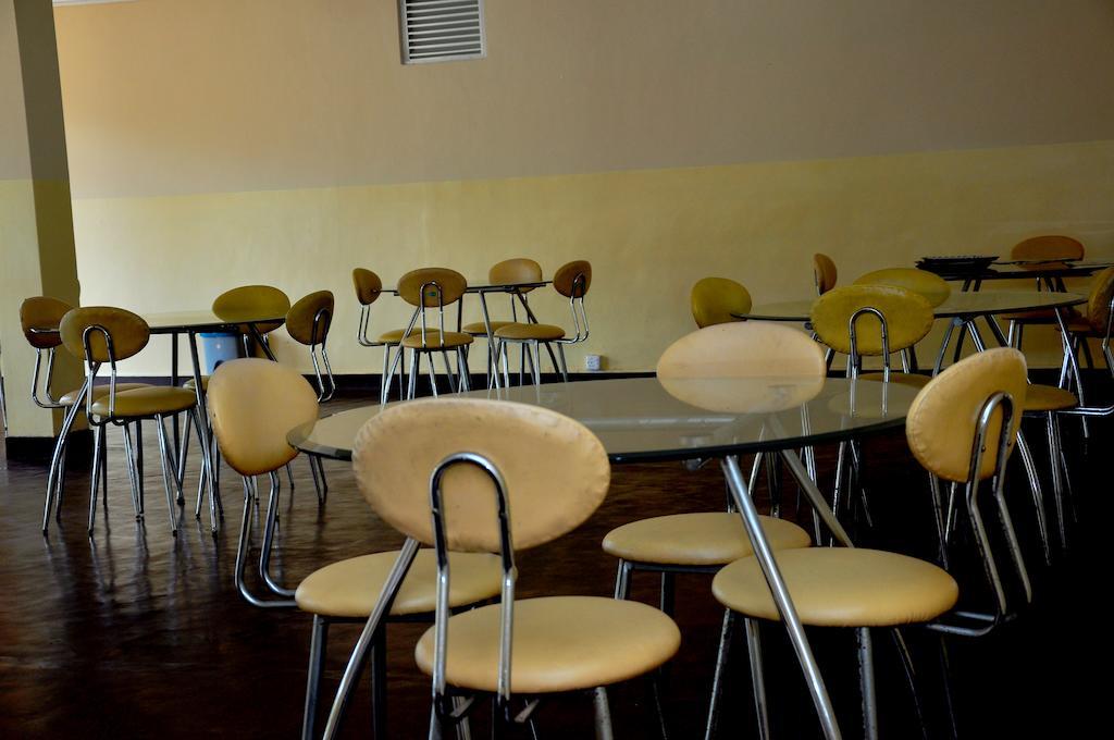 Hotel Melbourne Tourist Rest Anuradhapura Zewnętrze zdjęcie