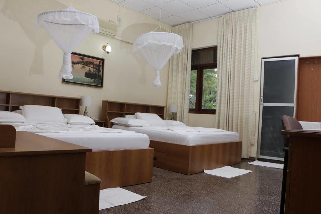 Hotel Melbourne Tourist Rest Anuradhapura Zewnętrze zdjęcie